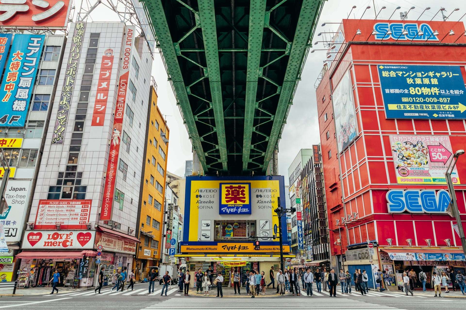 Senere på dagen i tech-hotspottet Akihabara.